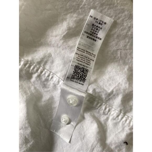 Muscle Fit Men’s New Look Button Down Shirt Size: S - Picture 6 of 6